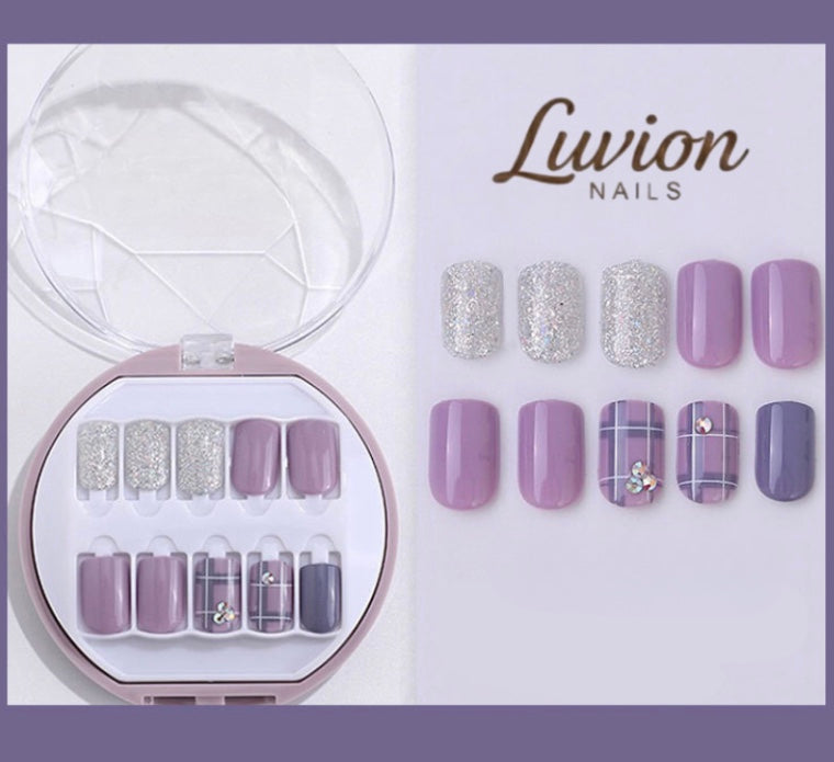 Luvion Nails Premium Press-On Nail Kit – Wild Leopard Art & Matte Mocha (30 Pcs)