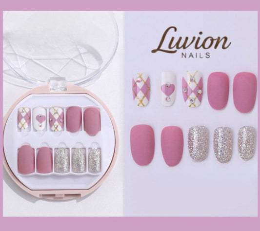 Luvion Nails Premium Press-On Nail Kit – Pink Diamond Quilt & Silver Shimmer (30 Pcs)