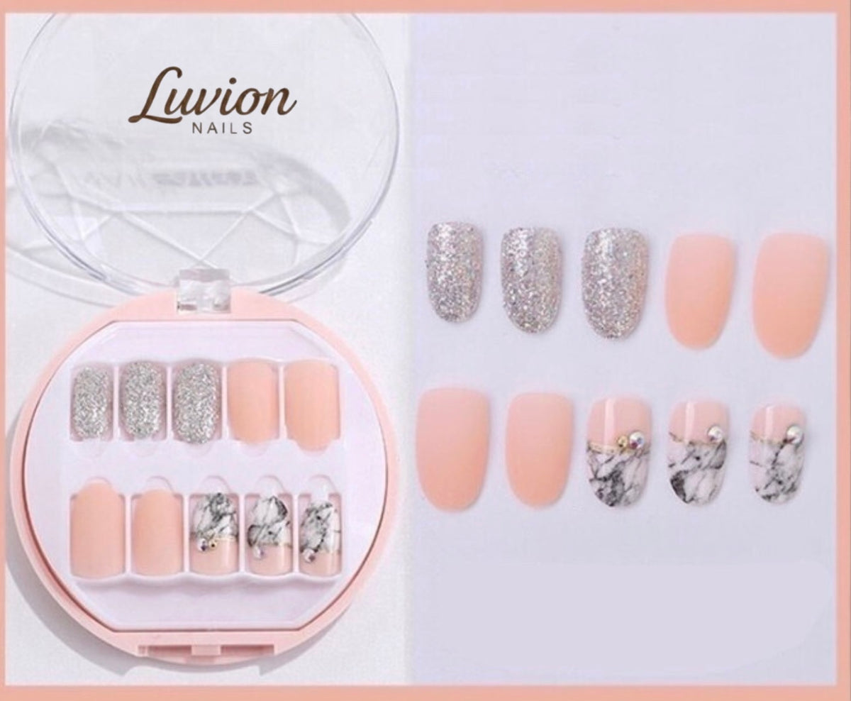 Luvion Nails Premium Press-On Nail Kit Artistic Abstract Glitter Edition